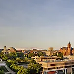 Sheraton Syracuse University Hotel And Conference Center
