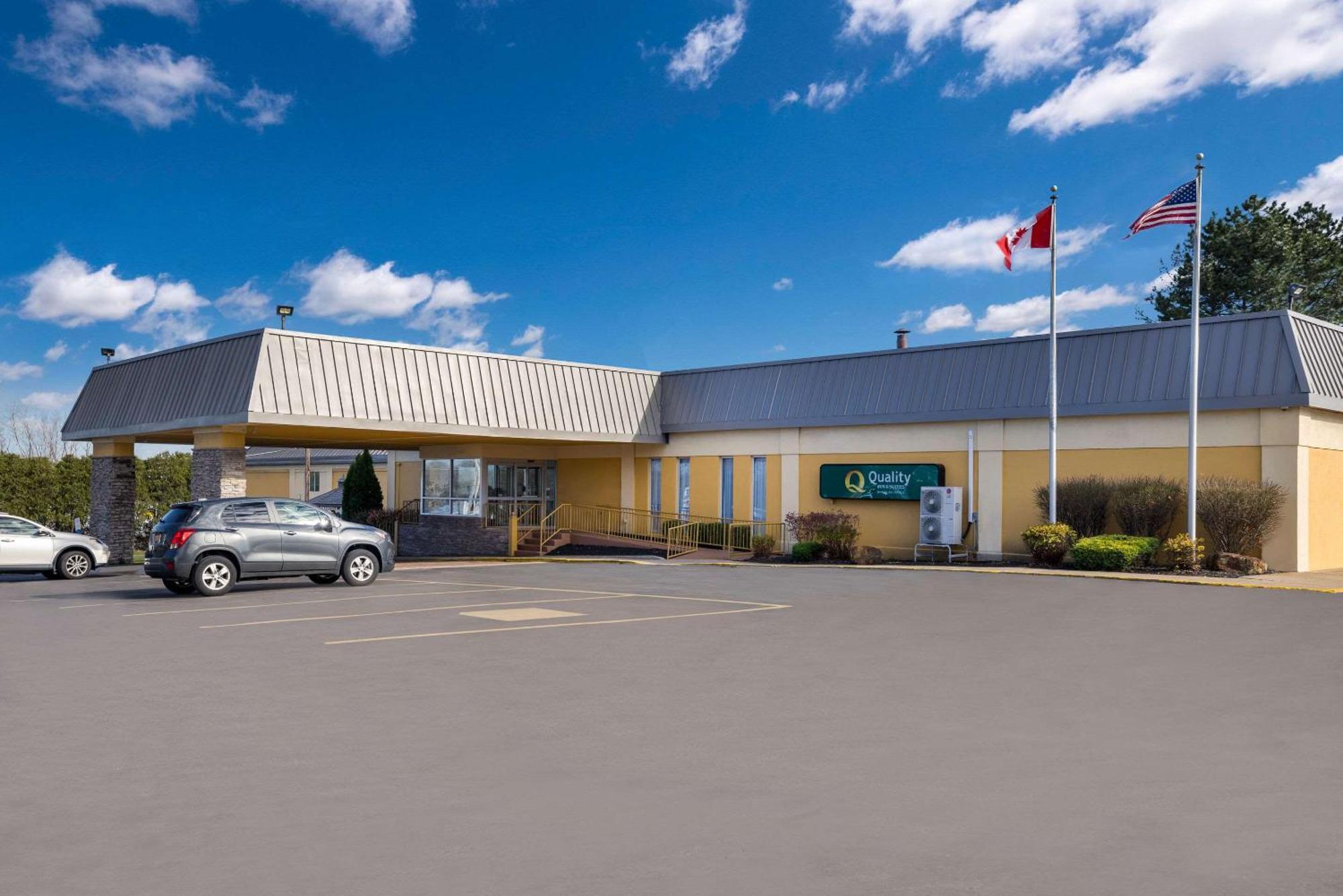Hotel Suburban Fairgrounds