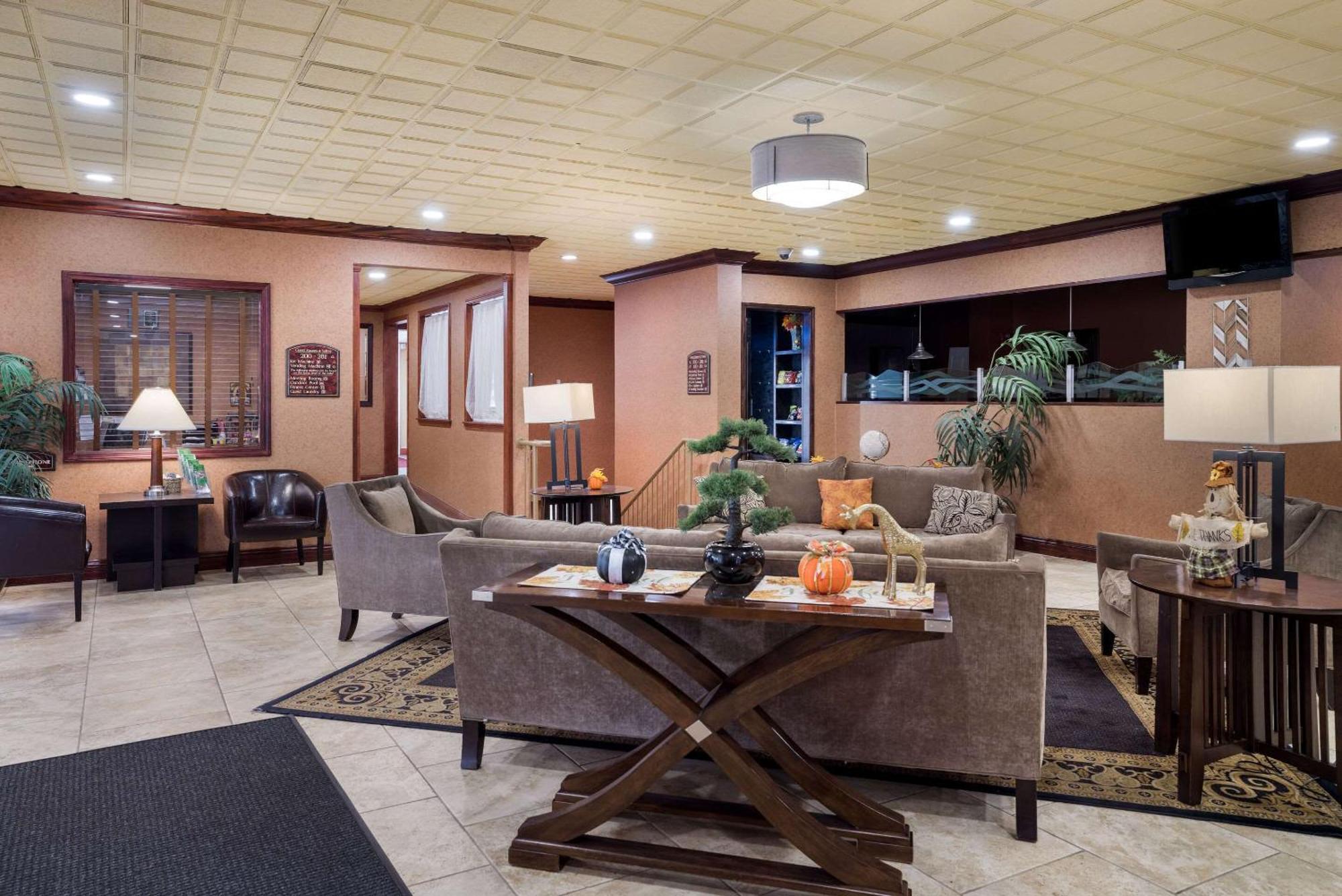 Hotel Suburban Fairgrounds 2*